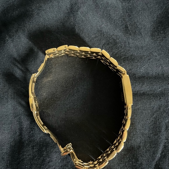 Accutron ladies watch gold tone with crystal setting - Picture 5 of 5